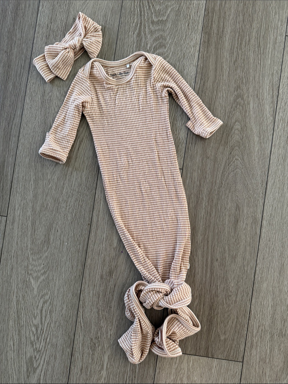 Brave Little Ones knotted gown ribbed size 0-3 months with matching bow